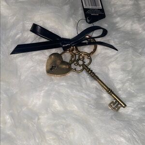 Faux Leather Bow Vintage Key and Lock Keychain Bag Charm - Black